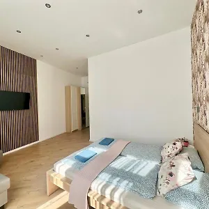 Rakoczi Home474 I Boutiqueliving #Freeparking Apartament Budapesta